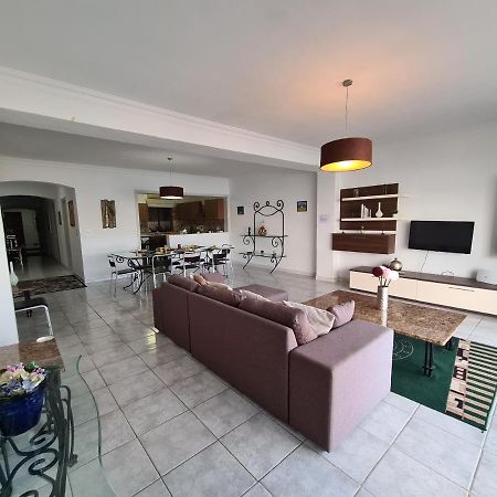 Spacious Seafront Apt Next To Sliema-Valeta Ferry ภายนอก รูปภาพ