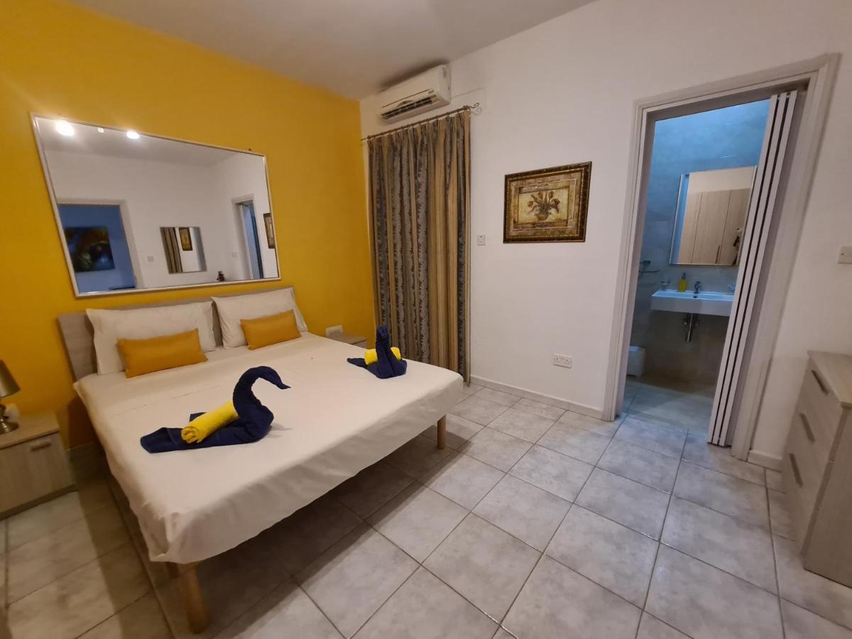 Spacious Seafront Apt Next To Sliema-Valeta Ferry ภายนอก รูปภาพ