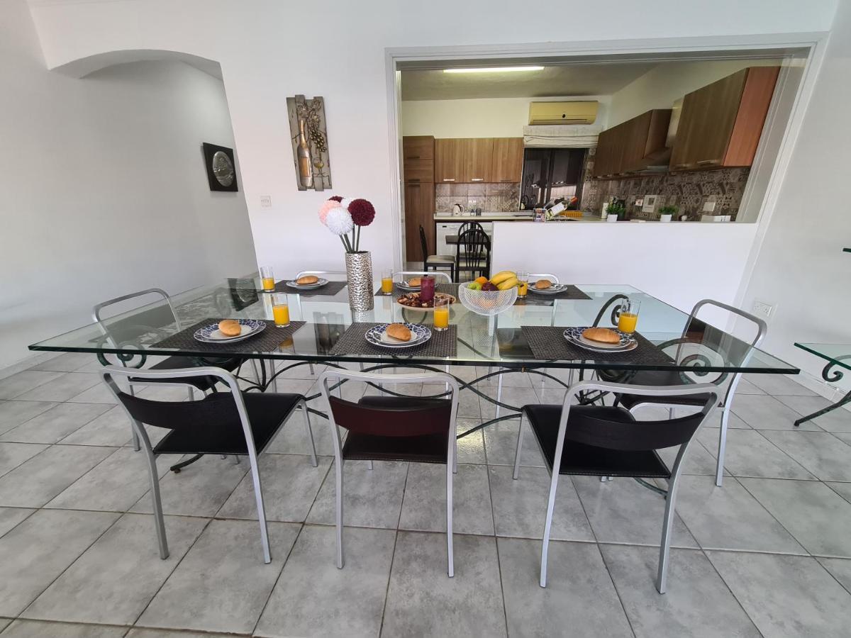 Spacious Seafront Apt Next To Sliema-Valeta Ferry ภายนอก รูปภาพ